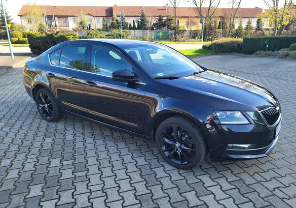 Skoda Octavia cena 69999 przebieg: 110000, rok produkcji 2017 z Hrubieszów małe 436